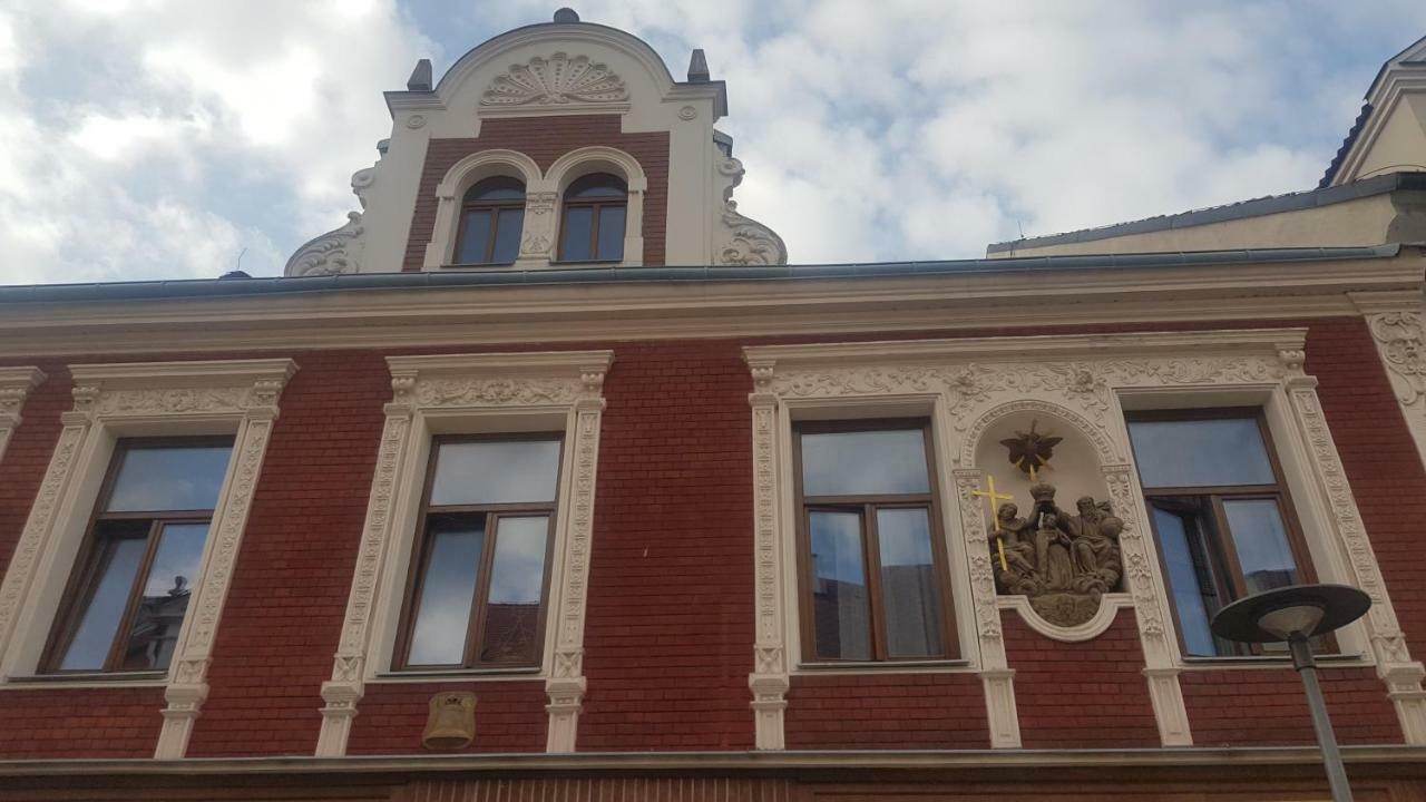 Apartman Atelier Kadan Exterior photo